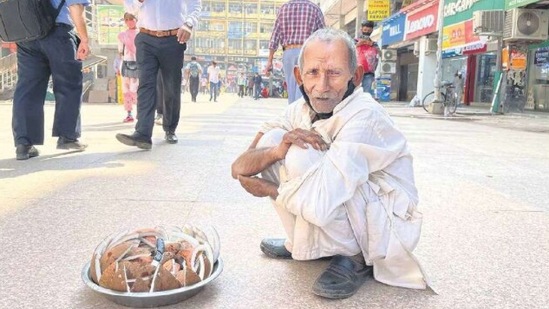 Ranjeet has been selling coconut slices in the commercial plaza of Nehru Place for more than 20 years.