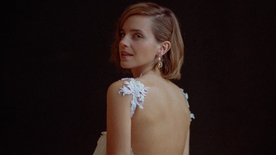 Emma flaunting her pretty dress in a picture from her page.