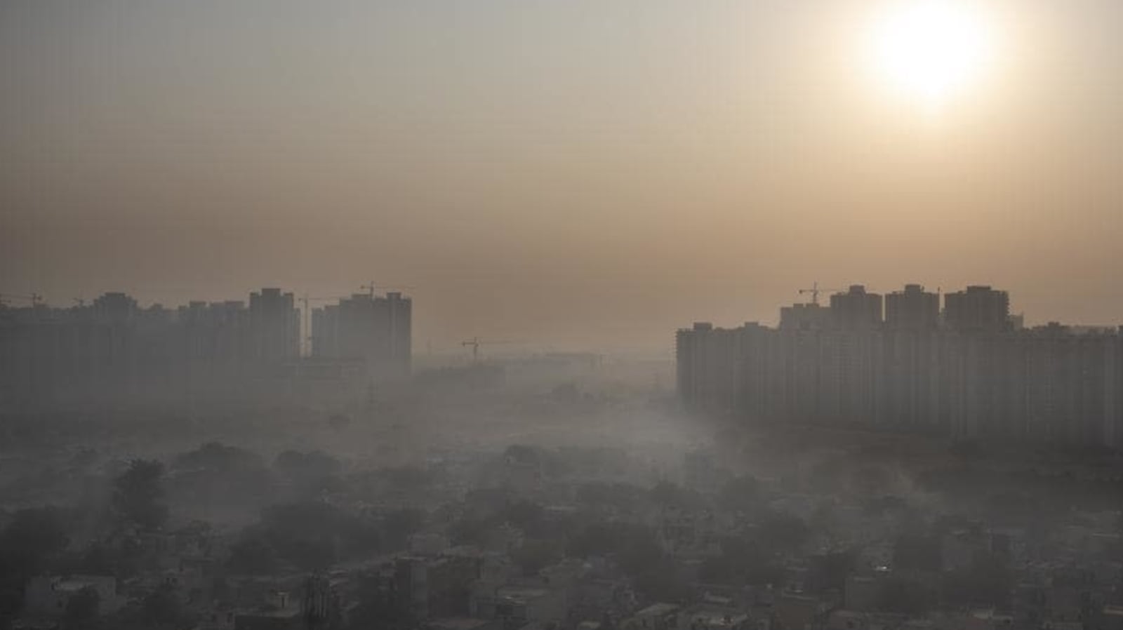 Dwarka tops list, Anand Vihar second among air pollution hot spots in Delhi