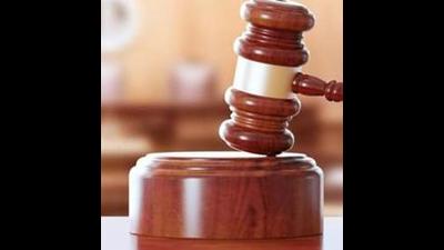 Punjab and Haryana HC stays defamation proceedings against UT inspector in F Bar firing case. (Getty Images/iStockphoto)