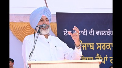 MLA Balbir Singh Sidhu said Sarbat Sehat Bima Yojana has become a major source of relief to people as it provided free treatment up to ₹5 lakh per family to the beneficiaries. (HT Photo) MLA Balbir Singh Sidhu said Sarbat Sehat Bima Yojana has become a major source of relief to people as it provided free treatment up to ₹5 lakh per family to the beneficiaries. (HT Photo)