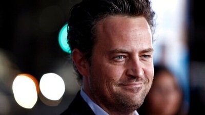 Matthew Perry will release his autobiography next year. (AP)