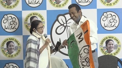 Leander Paes joined the TMC in Goa in the presence of party chief Mamata Banerjee. (Screenshot from TMC's livestream on Facebook) Leander Paes joined the TMC in Goa in the presence of party chief Mamata Banerjee. (Screenshot from TMC's livestream on Facebook)