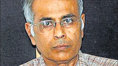 The trial in the 2013 murder of Dr Narendra Dabholkar began in earnest as the first witness, his neighbour, in the case was cross examined on Friday. (HT FILE) The trial in the 2013 murder of Dr Narendra Dabholkar began in earnest as the first witness, his neighbour, in the case was cross examined on Friday. (HT FILE)