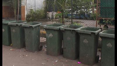 As the Kalyan Dombivli civic body has asked hotels in the city to manage their own waste, the solid waste management department and the hotel association representatives will use portable biogas plants. (BACHCHAN KUMAR/HT FILE PHOTO)
