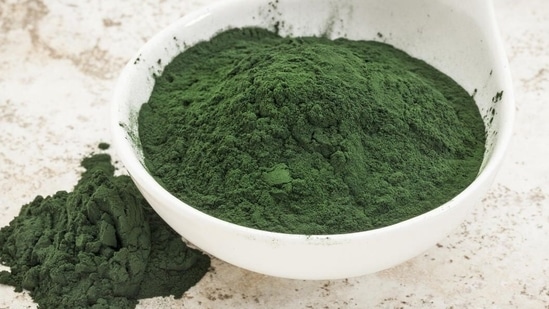 Spirulina: Blue-green microalgae, naturally has high levels of Vitamins A, E, K, B1, B2, B3, B6, B9 (Folate), B5 (Pantothenic Acid) which are responsible for cellular metabolism, development, and protection. The presence of Omega-3 and Omega-6 fatty acids makes it great for cardiovascular health. It is easy to eat and digest.(Pinterest)