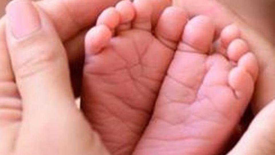 Check your baby’s temperature from time to time to avoid any unwanted problems. Check your baby’s temperature from time to time to avoid any unwanted problems.