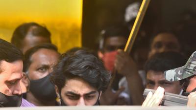 Aryan Khan steps out of jail in Mumbai on Saturday. (Satish Bate/HT PHOTO) Aryan Khan steps out of jail in Mumbai on Saturday. (Satish Bate/HT PHOTO)