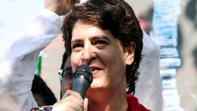 UP people suffering due to 'loot' of electricity bills: Priyanka Gandhi (ANI) UP people suffering due to 'loot' of electricity bills: Priyanka Gandhi (ANI)
