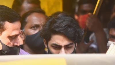 Shah Rukh Khan’s security team reached the jail on Saturday to receive and take Aryan back home. (HT photo by Satish Bate) Shah Rukh Khan’s security team reached the jail on Saturday to receive and take Aryan back home. (HT photo by Satish Bate)