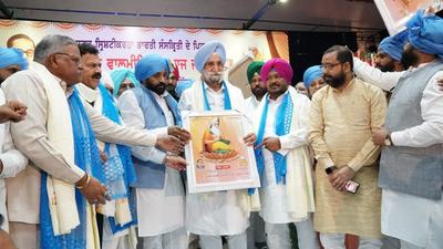 Punjab deputy chief minister Sukhjinder Singh Randhawa during a programme in Ludhiana on Sunday. (HT Photo)