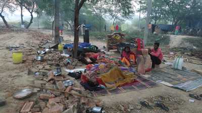 A Musahar family of Karsada village of Kashi living in the open, after their house was allegedly demolished. (HT) A Musahar family of Karsada village of Kashi living in the open, after their house was allegedly demolished. (HT)