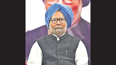 Former PM Manmohan Singh was undergoing treatment at AIIMS for the past 18 days (Hindustan Times)