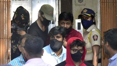 While the trio had been granted bail by the Bombay high court (HC) on Thursday, Mummun Dhamecha and Arbaaz Merchant had to wait till Sunday to ensure that all formalities were completed in the cruise drug bust case. (HT PHOTO)