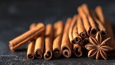 Cinnamon: One of the most common spices found in our kitchens helps lower cancer risk and protects brain function. It is also a good source of antioxidants and has anti-inflammatory properties, helpful in good digestion cycle. (Pixabay) Cinnamon: One of the most common spices found in our kitchens helps lower cancer risk and protects brain function. It is also a good source of antioxidants and has anti-inflammatory properties, helpful in good digestion cycle. (Pixabay)
