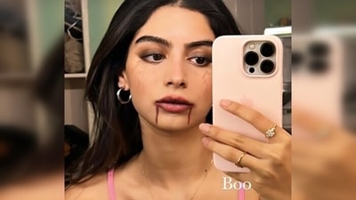 Khushi Kapoor wished fans a happy Halloween with a spooky selfie, in which it appeared as if blood was dripping from her mouth. Khushi Kapoor wished fans a happy Halloween with a spooky selfie, in which it appeared as if blood was dripping from her mouth.