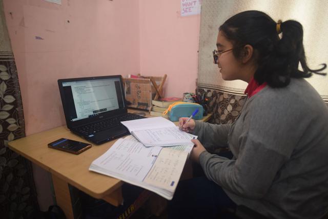 The real impact of Covid-19 on education is not visible (Waseem Andrabi / Hindustan Times)