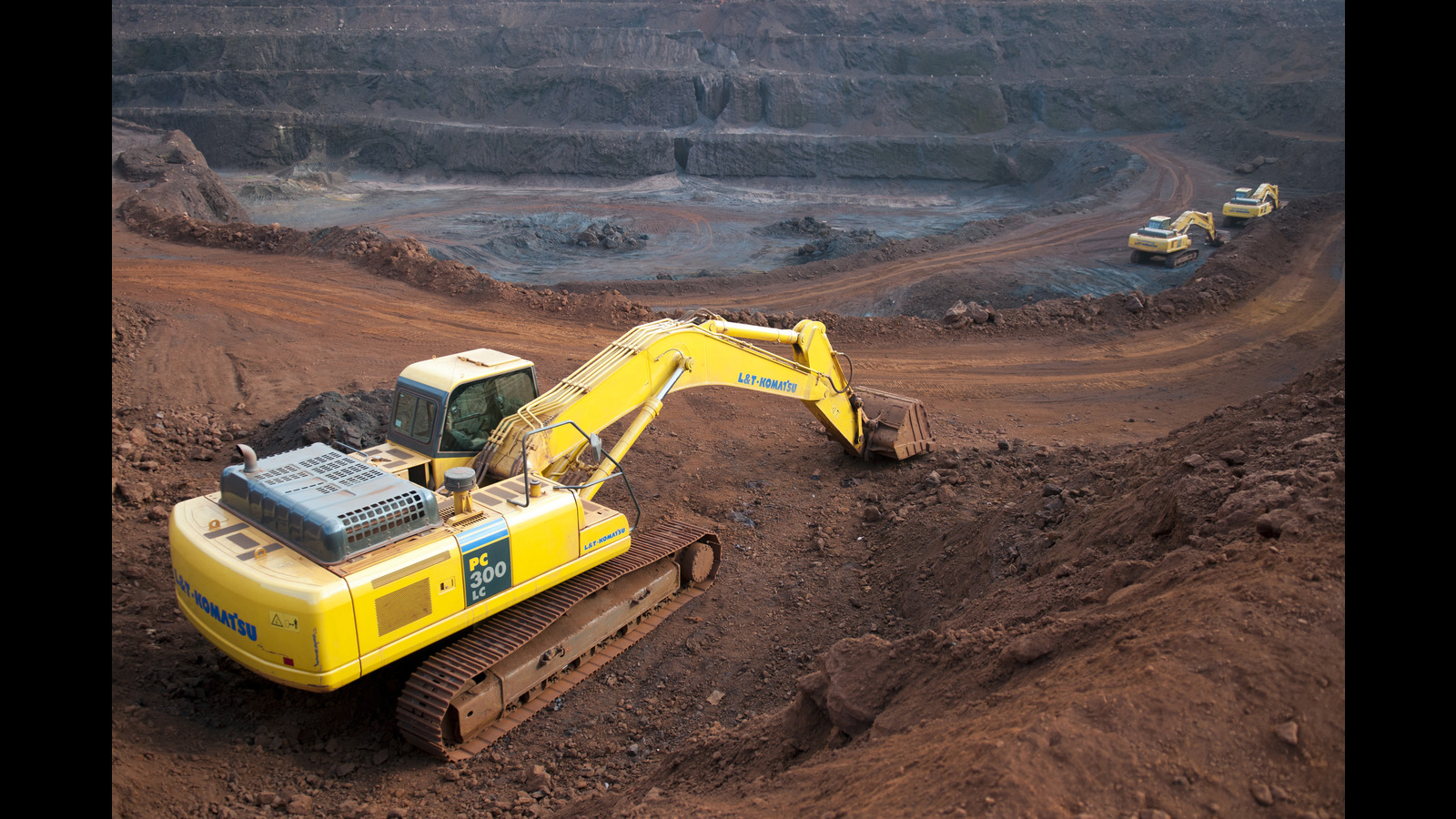 Foreign Hand Iron ore’s rumble in the jungle What links China