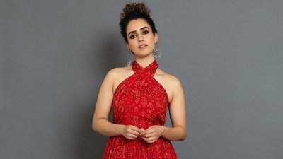 Sanya Malhotra serves firecracker look ahead of Diwali in red halter-neck gown (Instagram/sanyamalhotra_) Sanya Malhotra serves firecracker look ahead of Diwali in red halter-neck gown (Instagram/sanyamalhotra_)