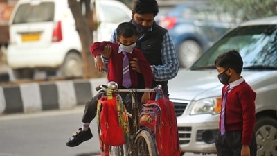 Delhi schools reopen from today with 50 pc capacity (HT Photo/Amal KS)