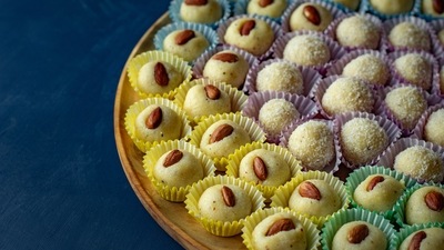 Laddu: Laddus are the best part of every Indian occasion. From Boondi laddu to coconut laddu, you can choose from a variety of laddus during this five-day long Festival of Lights. (Unsplash) Laddu: Laddus are the best part of every Indian occasion. From Boondi laddu to coconut laddu, you can choose from a variety of laddus during this five-day long Festival of Lights. (Unsplash)