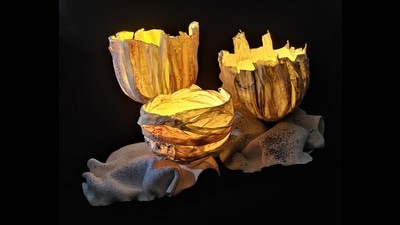 Delicate porcelain and stoneware pieces are in demand this Diwali season, with many buyers opting to gift these unique handcrafted pieces. Delicate porcelain and stoneware pieces are in demand this Diwali season, with many buyers opting to gift these unique handcrafted pieces.