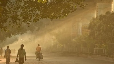 The Capital breathes its most polluted air between November 1 and November 15. (Sanchit Khanna/HT file photo)