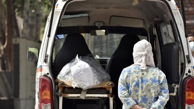 The death toll, as tallied by Johns Hopkins University, is about equal to the populations of Los Angeles and San Francisco combined. (HT Archive) The death toll, as tallied by Johns Hopkins University, is about equal to the populations of Los Angeles and San Francisco combined. (HT Archive)