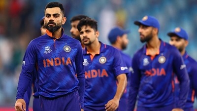 Virat Kohli of India looks dejected after losing to New Zealand on Sunday. (Getty) Virat Kohli of India looks dejected after losing to New Zealand on Sunday. (Getty)