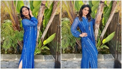 Diwali is almost here. The festival of lights and prosperity is just a few days away and the celebrities of the tinsel town have started picking their looks for the festival already. Raveena Tandon has been gearing up for Diwali for the longest time we know. After Navratri ended for this year, Raveena started planning her outfits for Diwali with gorgeous festive collections. On Monday, Raveena drove our blues away with a stunning blue attire. (Instagram/@officialraveenatandon) Diwali is almost here. The festival of lights and prosperity is just a few days away and the celebrities of the tinsel town have started picking their looks for the festival already. Raveena Tandon has been gearing up for Diwali for the longest time we know. After Navratri ended for this year, Raveena started planning her outfits for Diwali with gorgeous festive collections. On Monday, Raveena drove our blues away with a stunning blue attire. (Instagram/@officialraveenatandon)