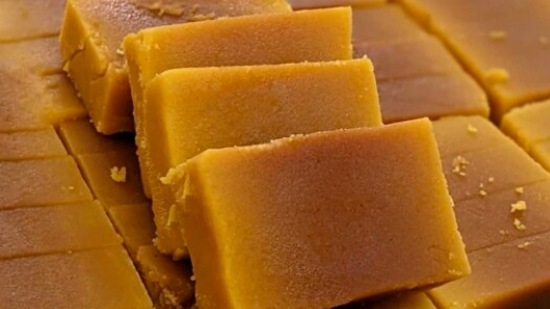 Mysore Pak: This is a famous South Indian sweet made of gram flour, sugar, ghee, and cardamom (optional) which is made on special occasions.(Instagram/@vegetariandilli)