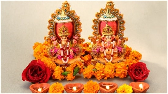 Diwali 2021 How To Do Lakshmi Puja At Home Hindustan Times 0188