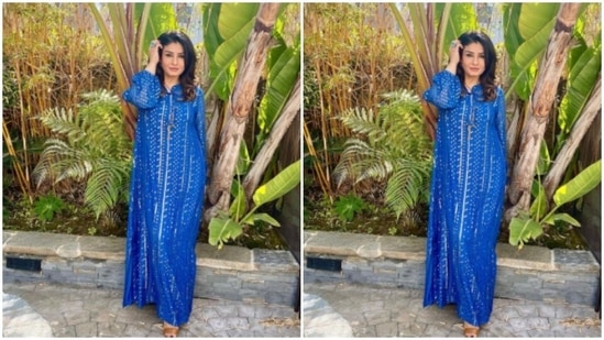 For the photoshoot, Raveena picked a traditional ensemble from the designer house Nazrana by Raviya Tej’s wardrobe.(Instagram/@officialraveenatandon)