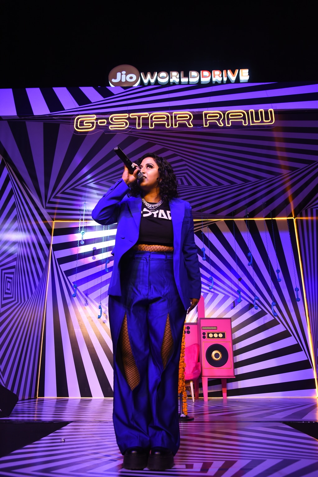 Raja Kumari performs in Mumbai; it marks her first live gig in India amid the pandemic Raja Kumari performs in Mumbai; it marks her first live gig in India amid the pandemic
