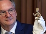Germany to return Mayan ancient artifacts to Guatemala and Mexico(Ronny Hartmann/dpa/picture alliance) Germany to return Mayan ancient artifacts to Guatemala and Mexico(Ronny Hartmann/dpa/picture alliance)