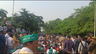 Farmers from nearly 80 villages of Noida have been protesting against the Noida authority for the past two months, demanding hiked land compensation and residential land settlement. (Sourced) Farmers from nearly 80 villages of Noida have been protesting against the Noida authority for the past two months, demanding hiked land compensation and residential land settlement. (Sourced)