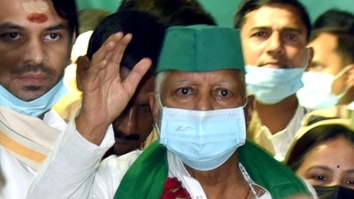 Lalu Prasad’s appearance had drawn huge crowds to rallies where he hit out at Bihar chief minister Nitish Kumar and his ally BJP. (ANI Photo) (Aftab Alam Siddiqui) Lalu Prasad’s appearance had drawn huge crowds to rallies where he hit out at Bihar chief minister Nitish Kumar and his ally BJP. (ANI Photo) (Aftab Alam Siddiqui)