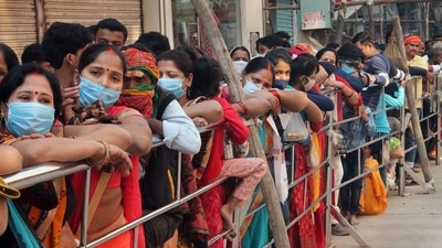 Devotees line up to offer prayers at Shree Annapurna temple on the occassion of Dhanteras festival, in Varanasi. (PTI) Devotees line up to offer prayers at Shree Annapurna temple on the occassion of Dhanteras festival, in Varanasi. (PTI)