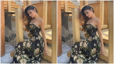 The midriff-baring off-shoulder gown hugged Mouni’s shape and showed off her curves. (Instagram/@imouniroy) The midriff-baring off-shoulder gown hugged Mouni’s shape and showed off her curves. (Instagram/@imouniroy)
