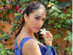 Vaani Kapoor’s pictures are a treat for sore eyes. On Wednesday, the actor drove our midweek blues away with a stunning set of pictures and we are smitten. Vaani is getting into the winter mood and the pictures stand witness to the same. In an all-blue ensemble, Vanni posed by nature and spoke of finding magic in the mundane.(Instagram/@_vaanikapoor_) Vaani Kapoor’s pictures are a treat for sore eyes. On Wednesday, the actor drove our midweek blues away with a stunning set of pictures and we are smitten. Vaani is getting into the winter mood and the pictures stand witness to the same. In an all-blue ensemble, Vanni posed by nature and spoke of finding magic in the mundane.(Instagram/@_vaanikapoor_)