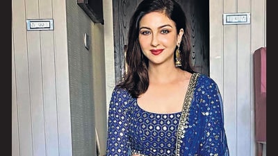 Saumya Tandon is also going abroad to spend time with her sisters later this month. Saumya Tandon is also going abroad to spend time with her sisters later this month.