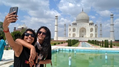 Covid: India opens for international travel - what happens next? (Xinhua/picture alliance) Covid: India opens for international travel - what happens next? (Xinhua/picture alliance)