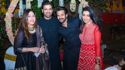 Mohit Malik and Addite Malik along with Karan Veer Mehra and Nidhi Seth pose at the bash. Mohit Malik and Addite Malik along with Karan Veer Mehra and Nidhi Seth pose at the bash.