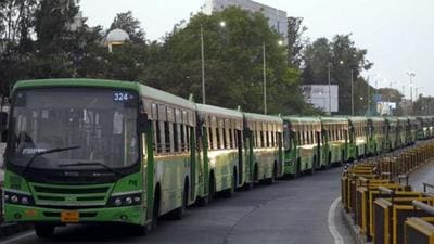 In a bid to reach passengers from newly added villages in the Pune Municipal Corporation (PMC), the Pune Mahanagar Parivahan Mahamandal Limited (PMPML) will be going to start 25 new bus routes. (HT FILE)