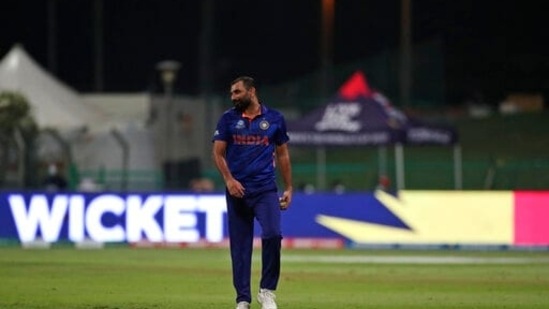 India's Mohammed Shami celebrates the dismissal of Afghanistan's Rashid Khan during the Cricket Twenty20 World Cup match between India and Afghanistan in Abu Dhabi, UAE, Wednesday, Nov. 3, 2021. (AP Photo/Aijaz Rahi)(AP)