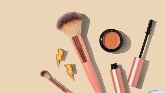 Wamika Bajaj, a professional makeup artist and educator, shared that to achieve a perfect Diwali look, all you need to know is how to balance your makeup. "Dark lips look really nice in the winter season. So, if you want your lips to be bold, then prefer keeping the eyes muted, with a simple winged-eyeliner and nude eyes," she said.(Unsplash)