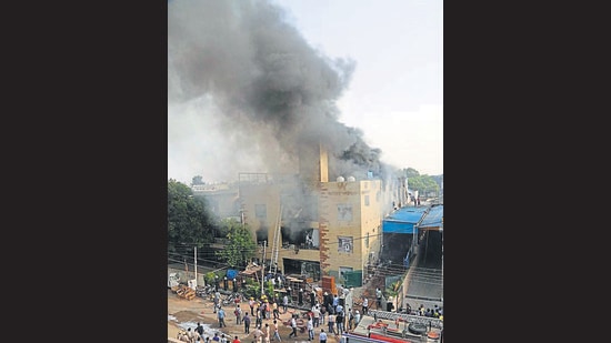 Three workers died in a factory fire that broke out at a three-storeyed furniture factory in the Industrial Area, Panchkula. (HT File Photo)