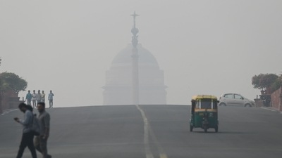 A view of the Presidential palace amid smoggy conditions is pictured during the Hindu festival of Diwali, in New Delhi on Thursday. (AFP) A view of the Presidential palace amid smoggy conditions is pictured during the Hindu festival of Diwali, in New Delhi on Thursday. (AFP)