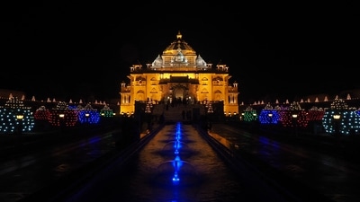 A mesmerising laser show and fireworks were also organised at the ghat, that lasted for about half an hour. (AFP) A mesmerising laser show and fireworks were also organised at the ghat, that lasted for about half an hour. (AFP)