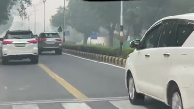 PM Modi's convoy is seen heading towards to airport in Delhi on Thursday morning. (Video grab/ANI) PM Modi's convoy is seen heading towards to airport in Delhi on Thursday morning. (Video grab/ANI)